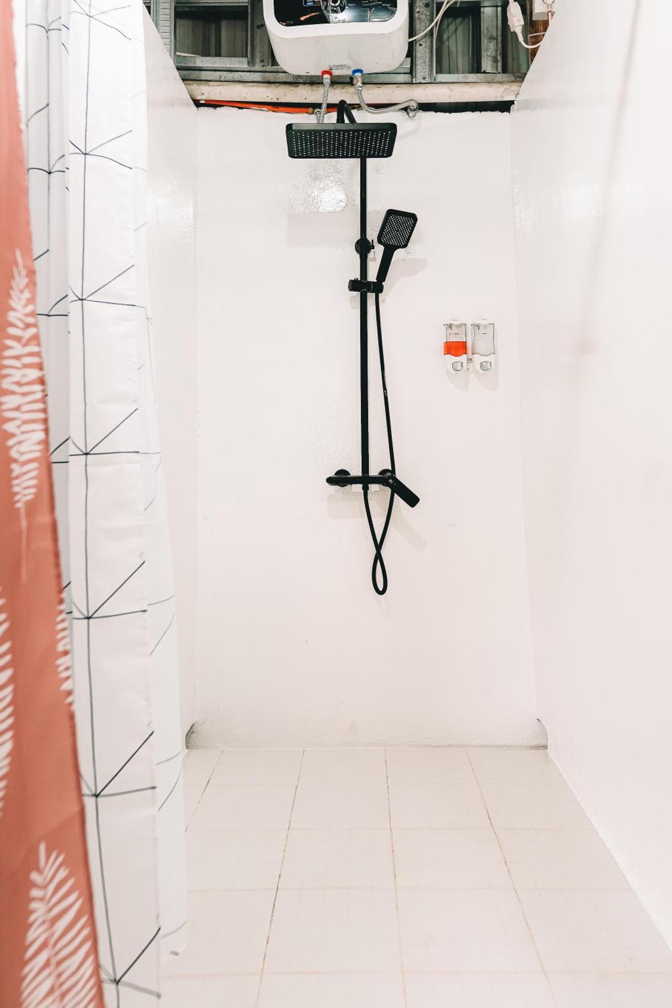 Kokos Hostel Padang City Екстериор снимка